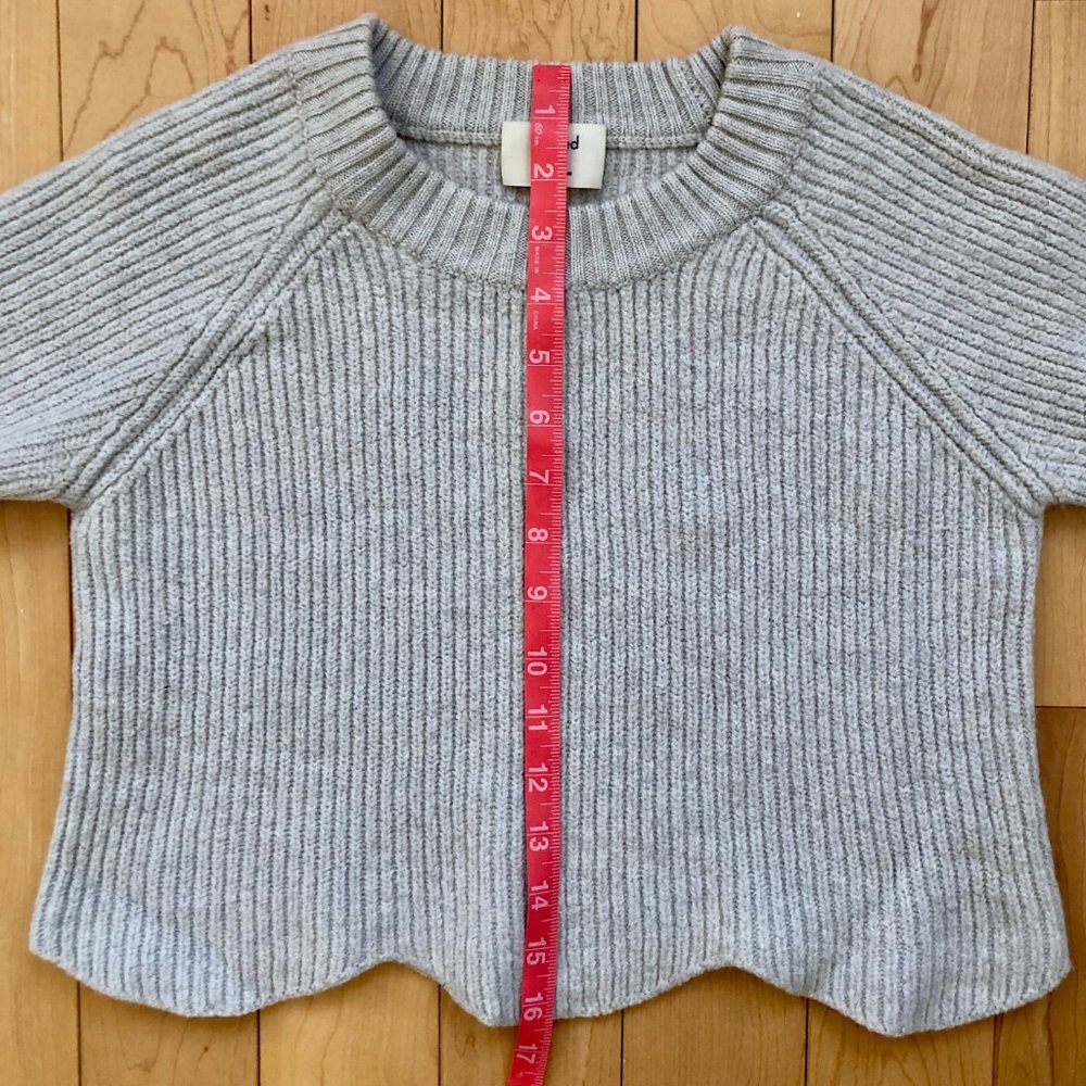 Wilfred - Sardou Sweater - Picture 9 of 10